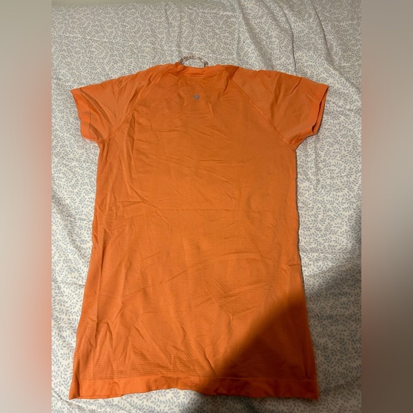 Lululemon swiftly tech tee - Picture 2 of 3